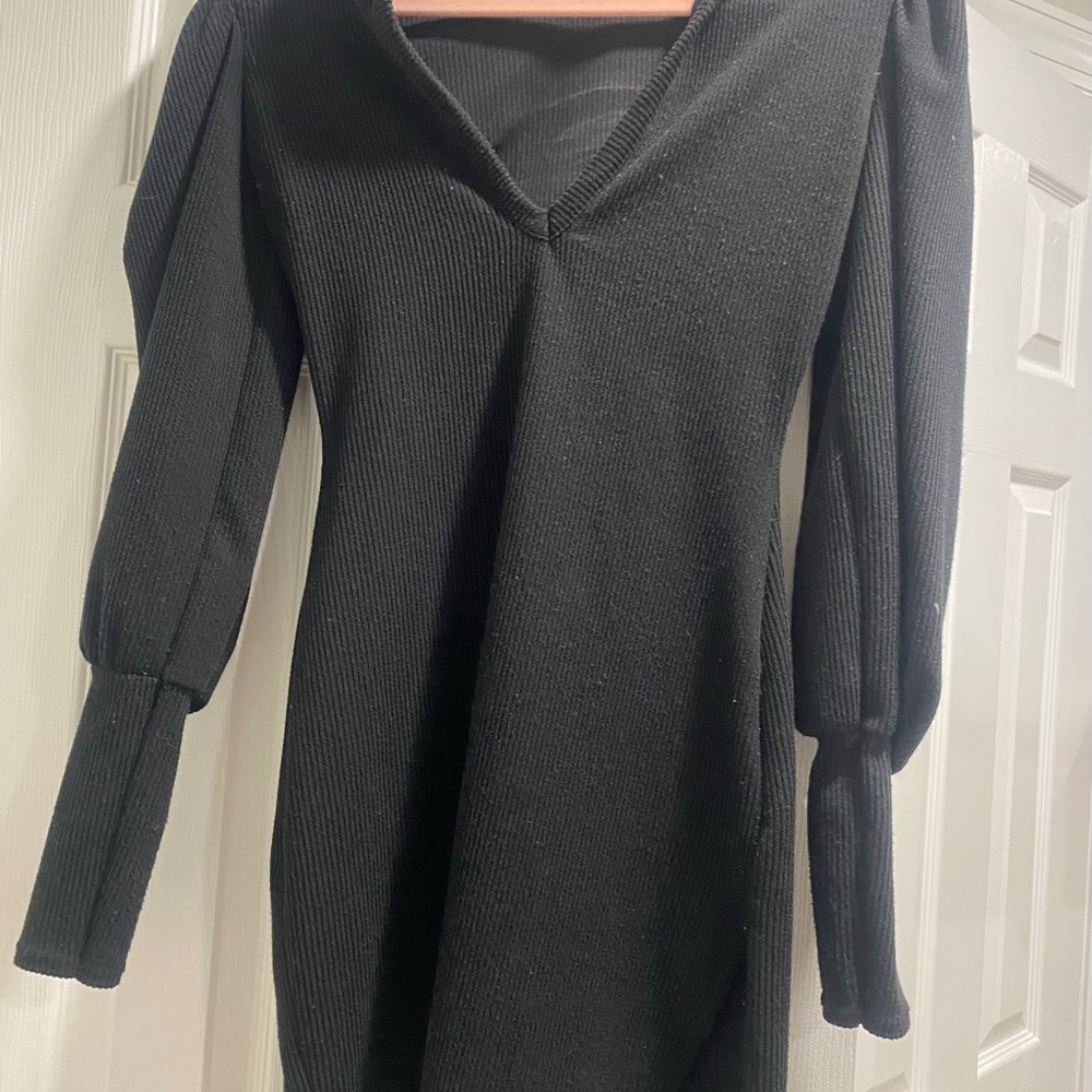 Elegant Black V-Neck Dress